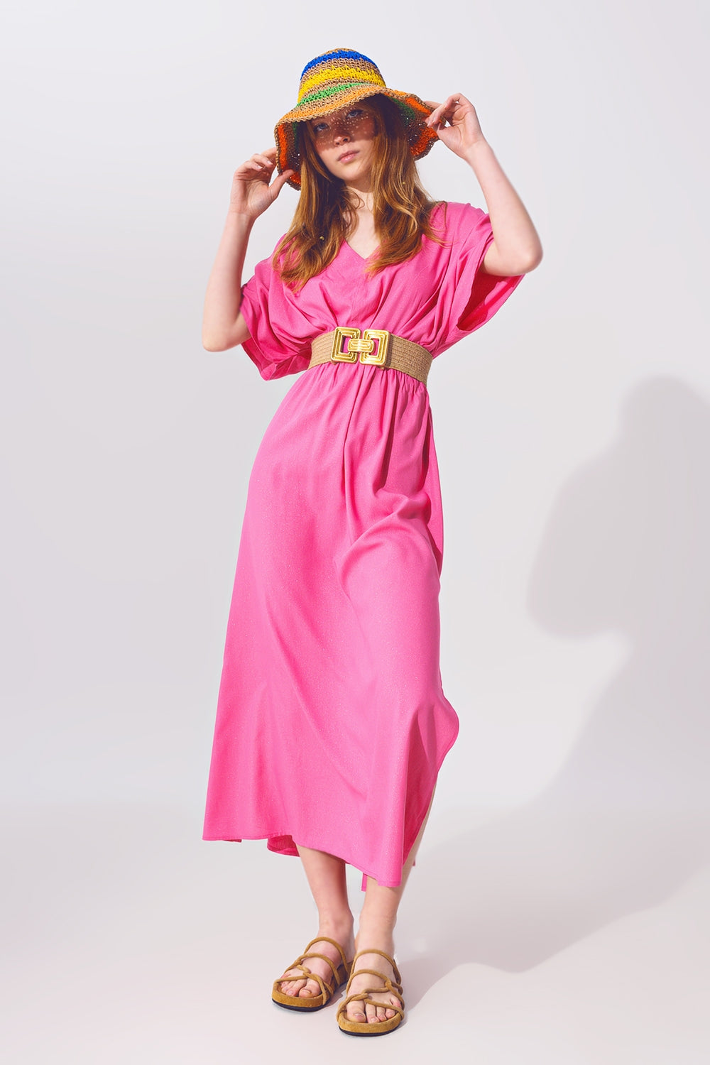 robe longue et cintree a la taille rose