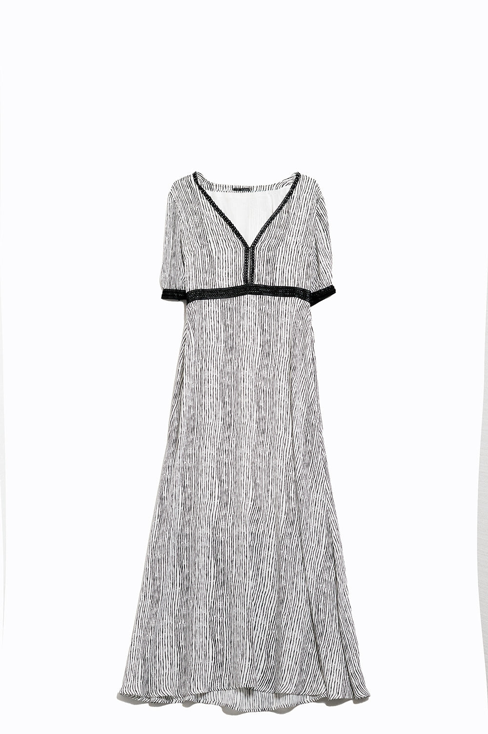 Q2 Robe longue rayée blanche avec col en V et manches courtes