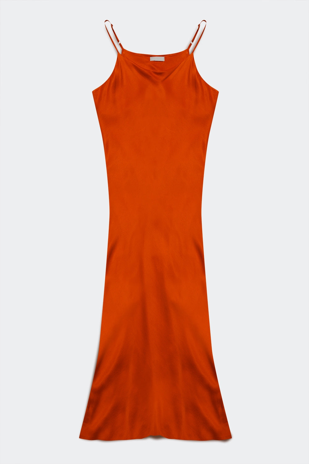 Q2 Robe longue satinée à col bénitier et fines bretelles orange