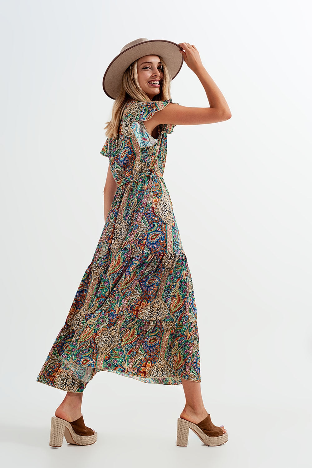 Robe longueur mollet avec ourlet à volants et imprimé cachemire en vert