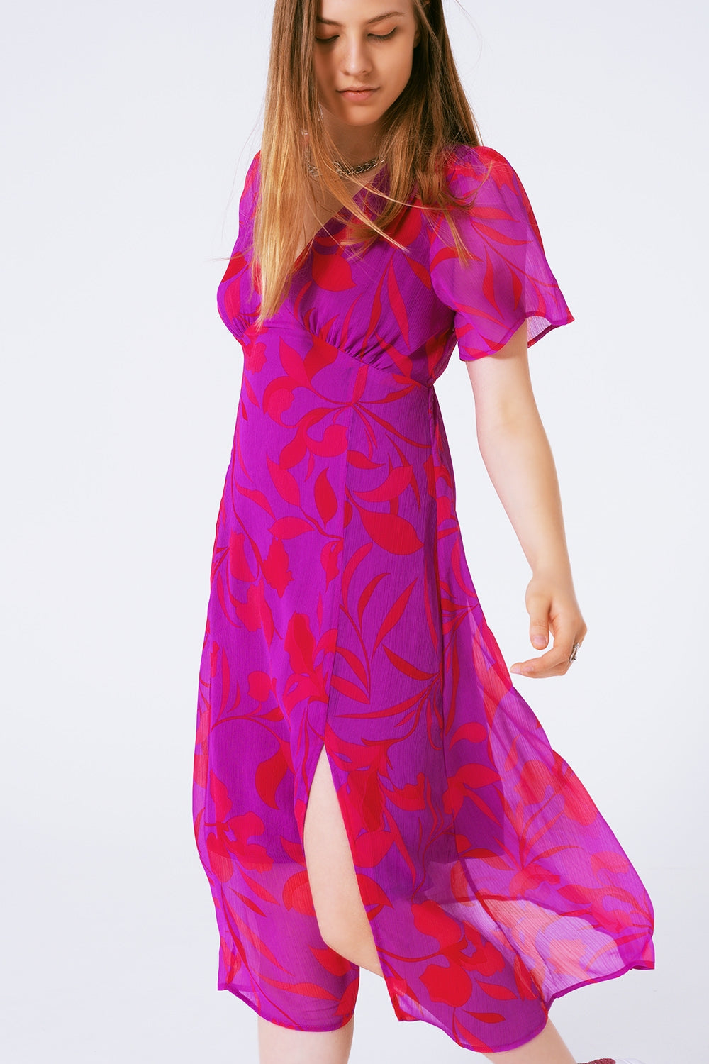 Q2 Robe maxi en mousseline à fleurs avec manches courtes et col V