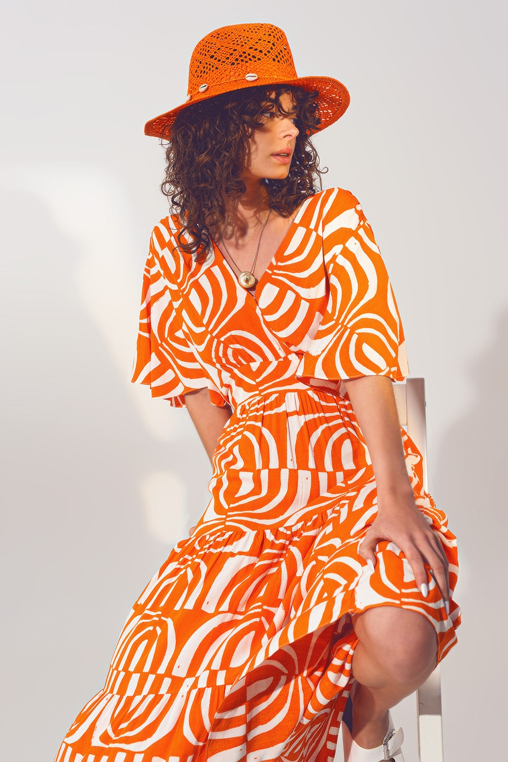 Robe Midi à col en V et Imprimé en Orange