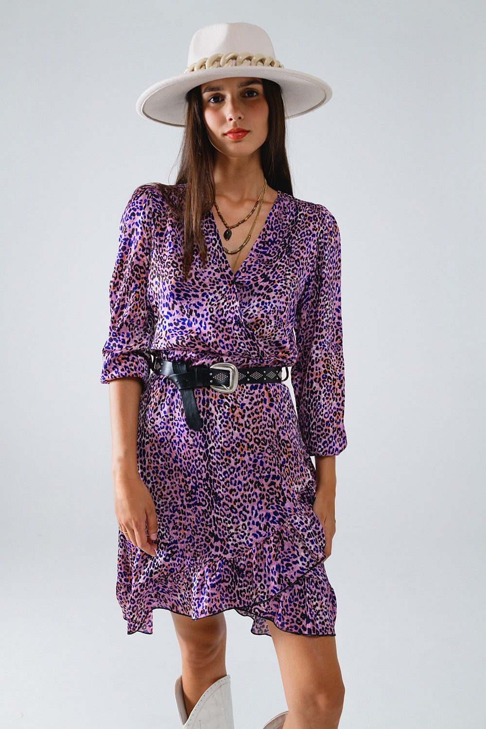 Robe portefeuille imprimé animal violet avec jupe à volants