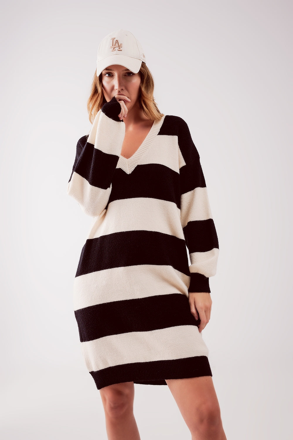 Robe pull à rayures noire