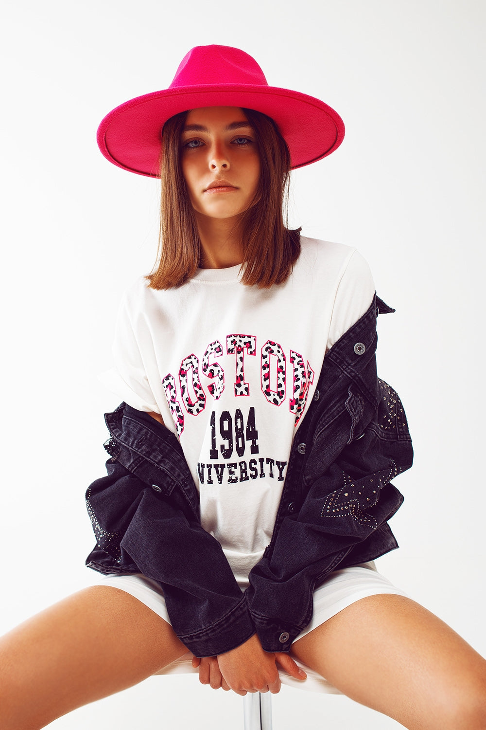Q2 Robe t-shirt mi-longue blanc boston 1984 university