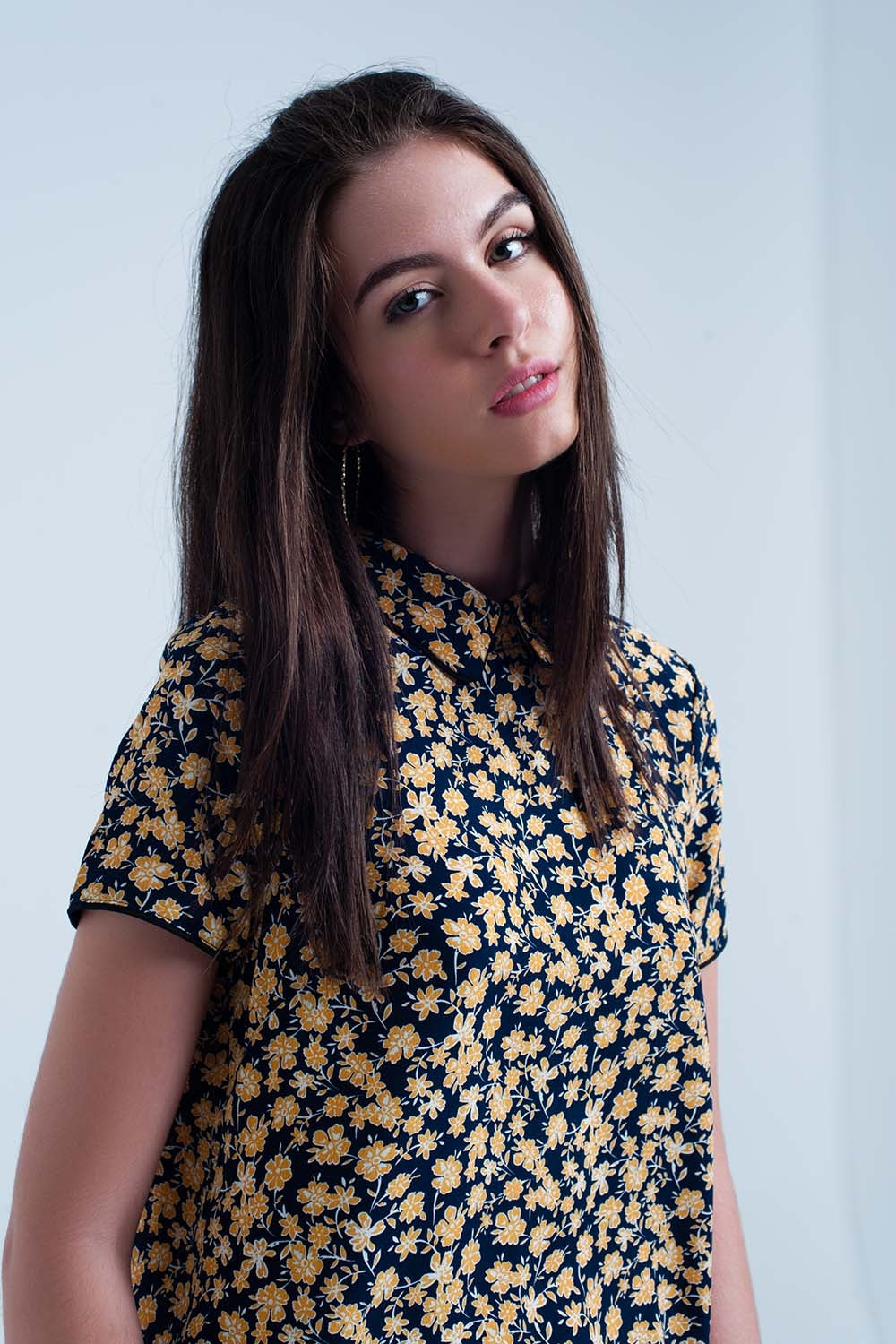 Chemise avec impression de fleurs jaunes