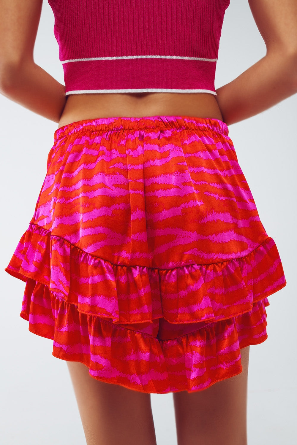 Short avec ourlet à volants à motif zèbre en orange et fuchsia