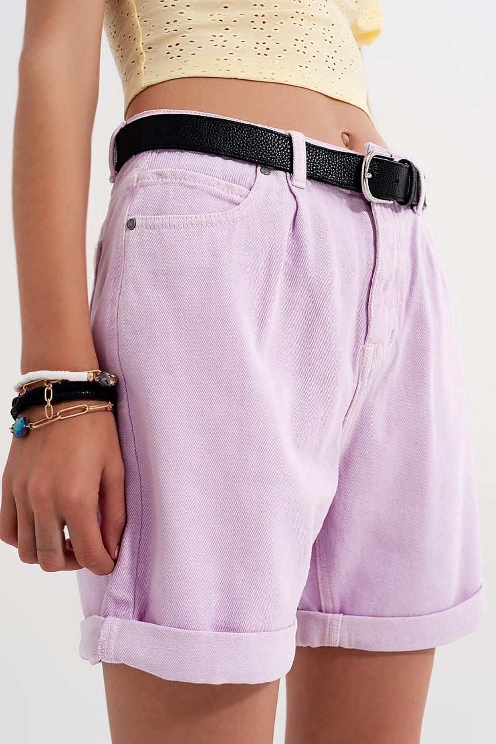 Short mom en jean lilas