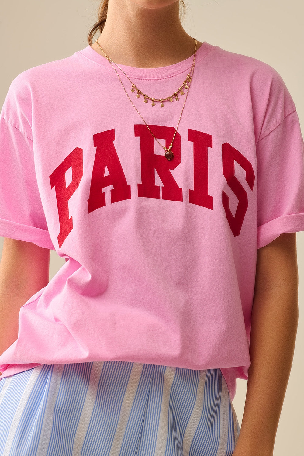 T-shirt décontracté Pink Paris avec lettres rouges