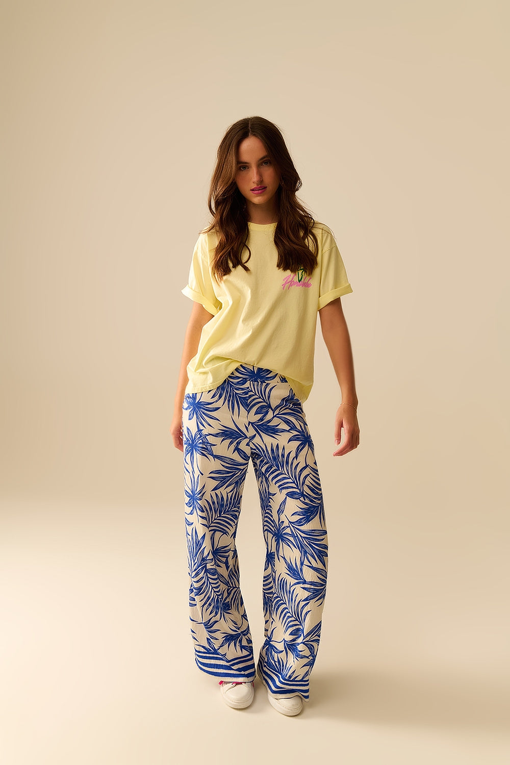 T-shirt jaune fabriquée en Italie avec motif Honolulu