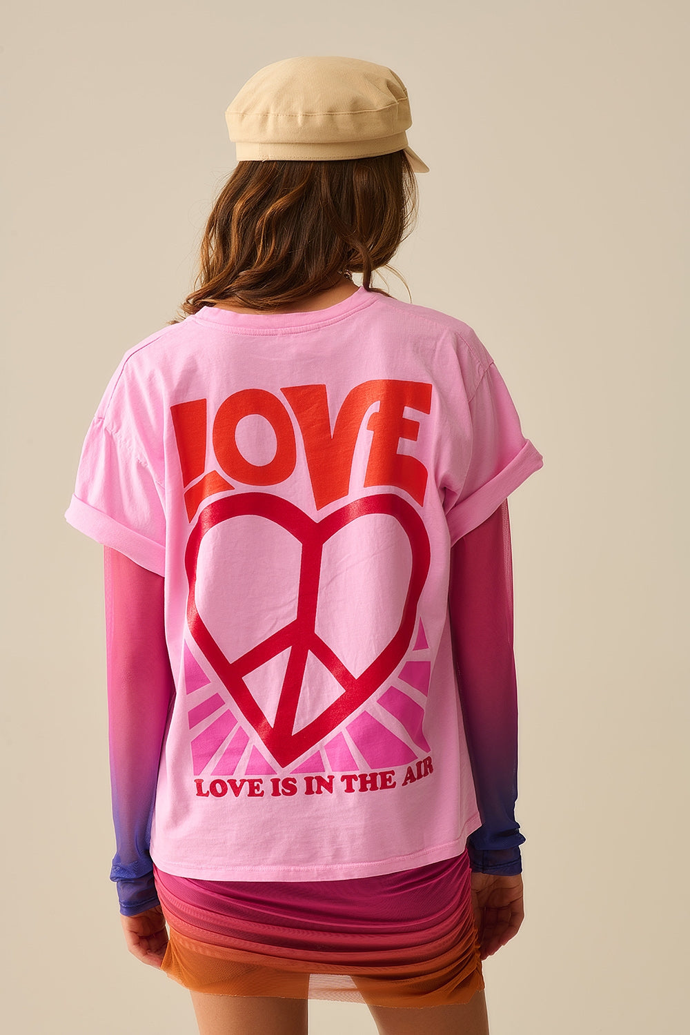 T-Shirt rose avec le logo Love is Air et Heart with Peace