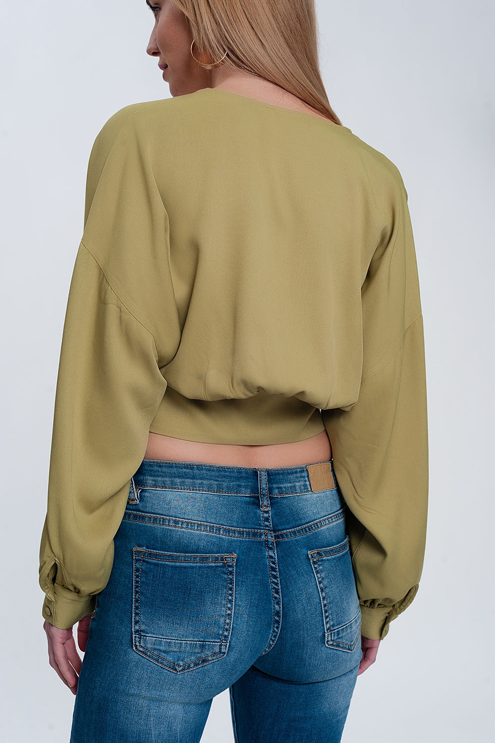 Top à manches bouffantes vert