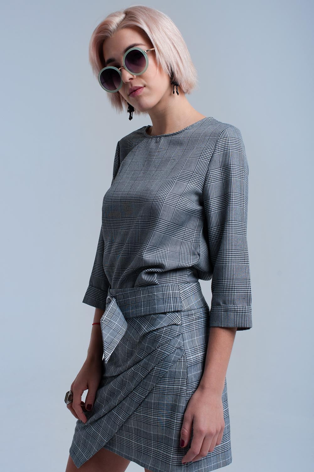 Top à motif tartan gris avec rubans