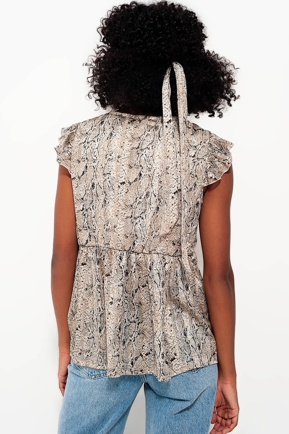 Top avec imprimé serpent et manches à volants