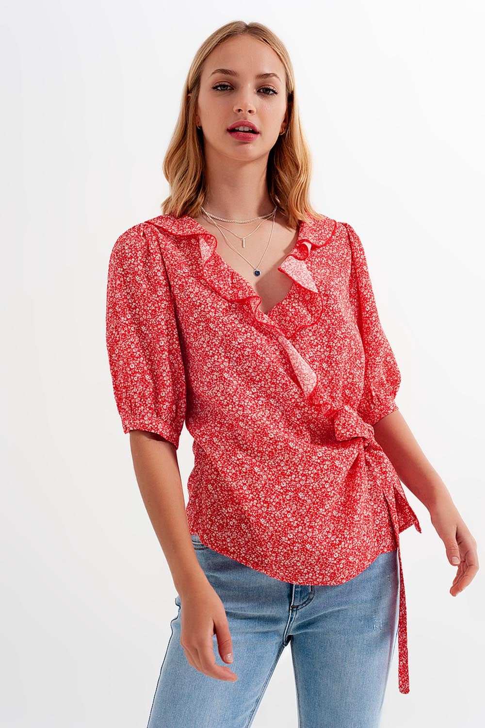 Top cache cœur d'ensemble à fleurs en rouge