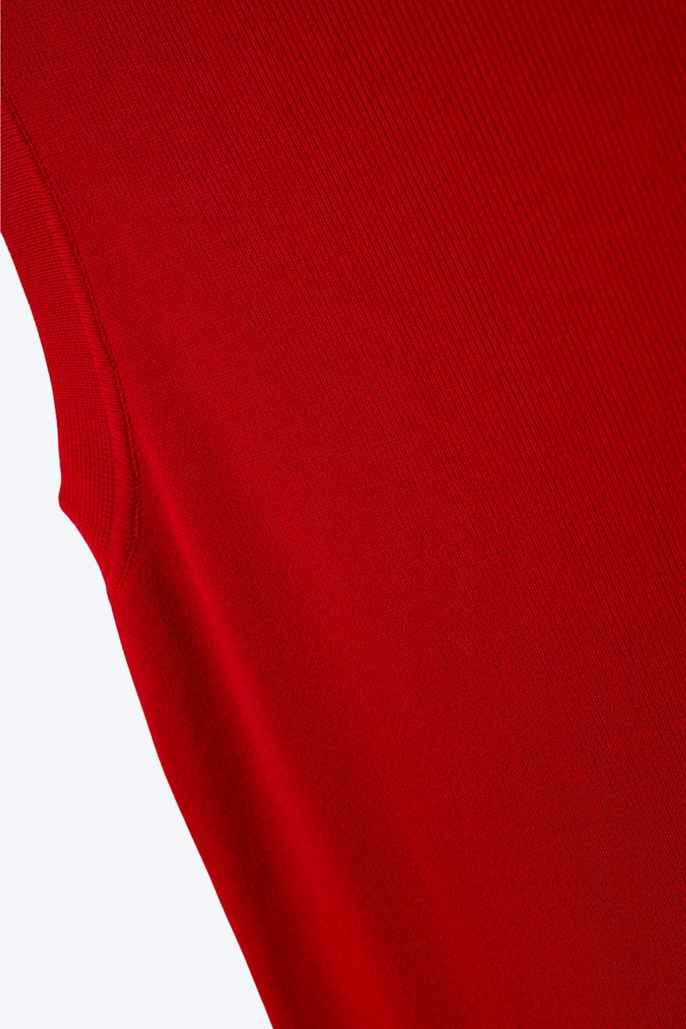 Top côtelé confortable à col bateau en rouge rubis