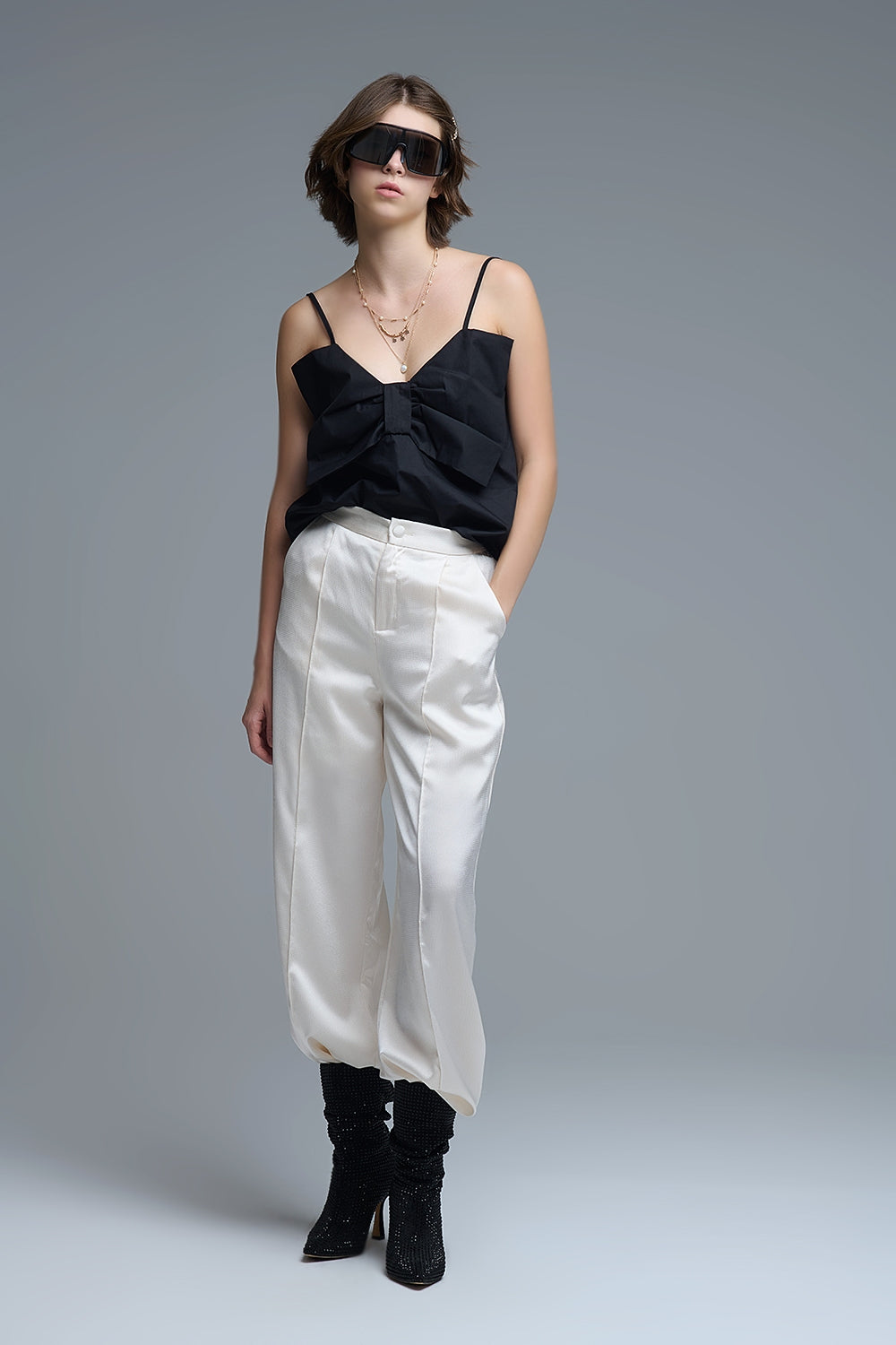 Top crop en popeline noire avec nœud