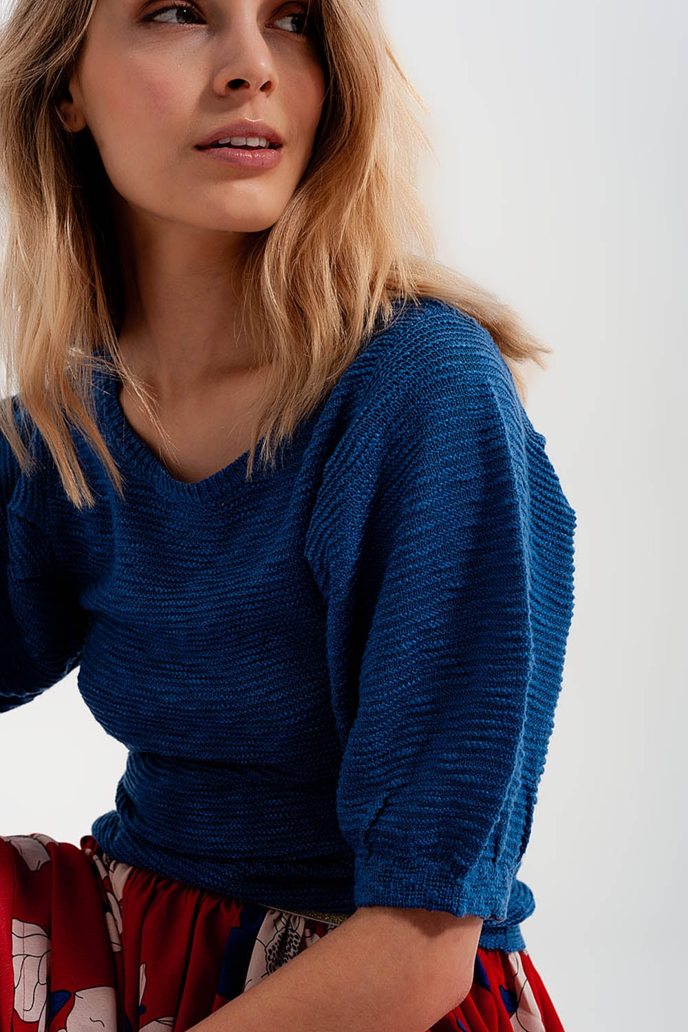 Top en maille à manches courtes bleu