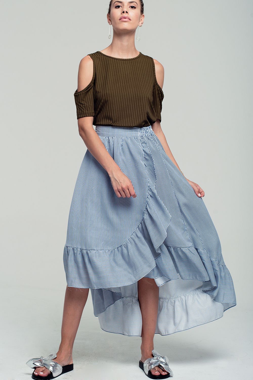Top khaki découper aux épaules