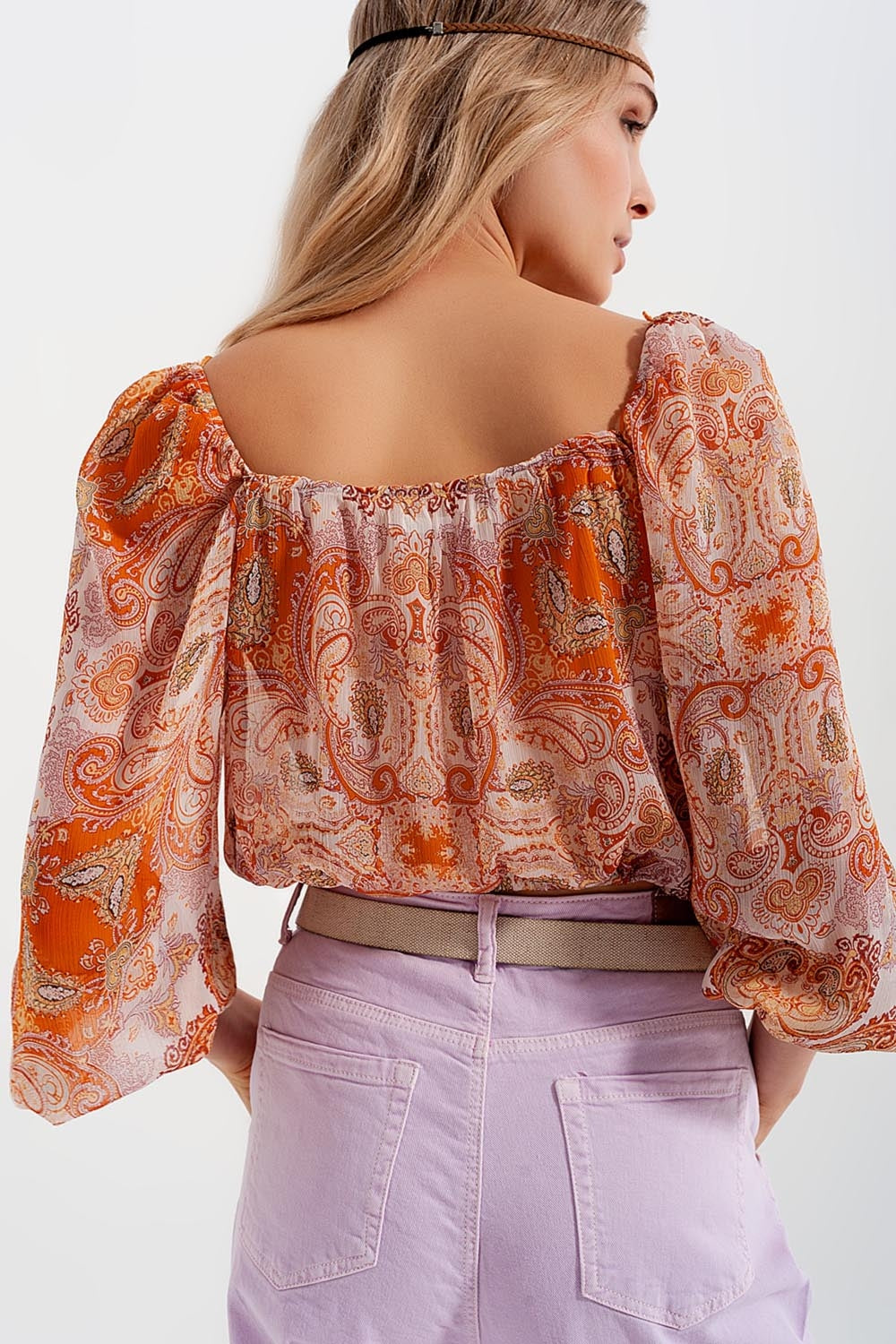 Top manches longues transparent avec lien à nouer et taille froncée orange