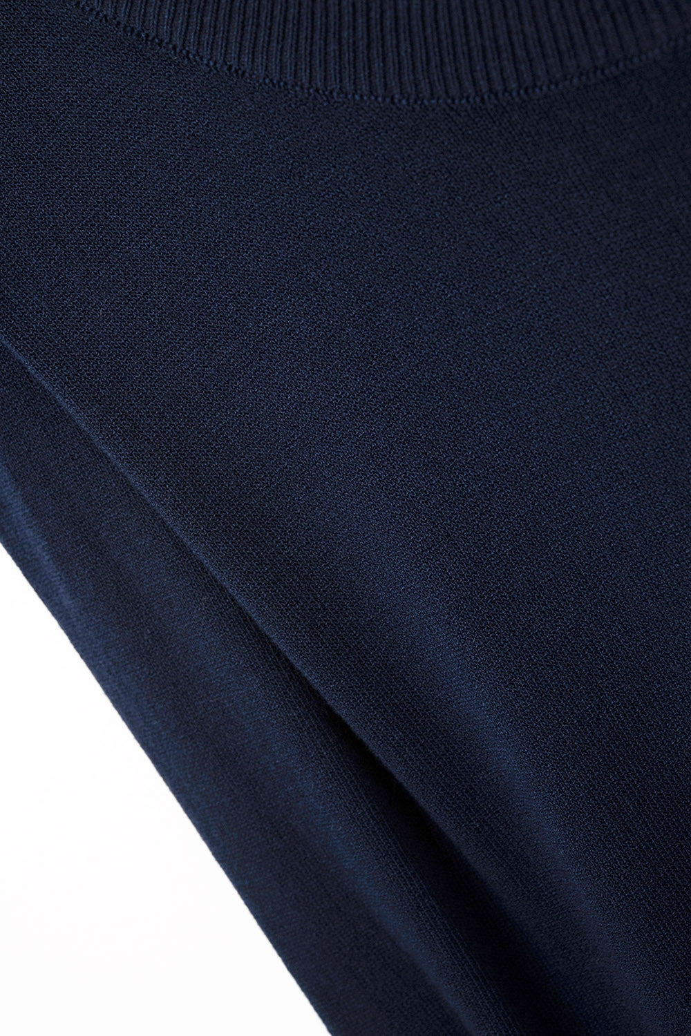 Top sans manches en tricot avec drapé aux épaules en bleu marine