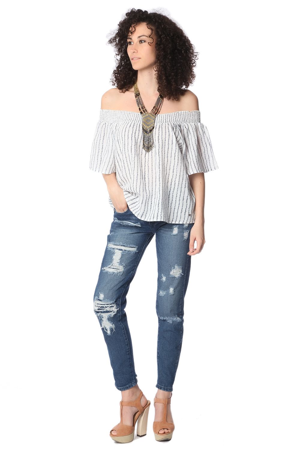 Top style bohème à épaules denudes bleu marine
