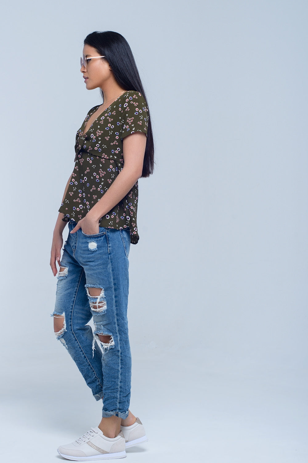Top vert avec imprimé floral