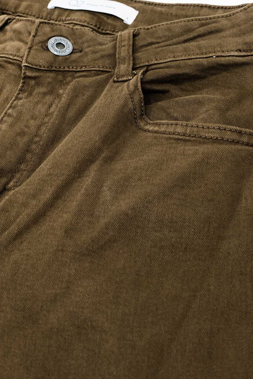 Pantalon marron chocolat à jambes larges et taille haute