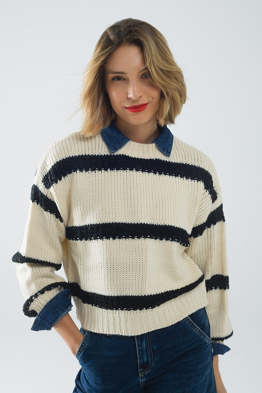 Pull décontracté beige à rayures noires