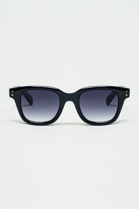 lunettes de soleil carrées delta noires épaisses