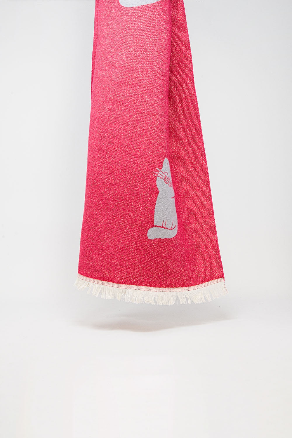 Large écharpe tricotée en rose avec imprimé chat