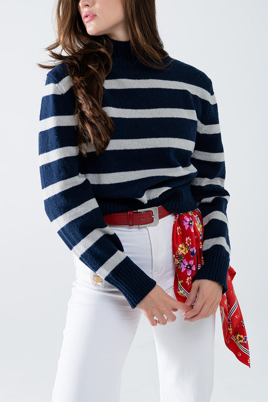 Pull rayé à col montant en bleu marine et gris