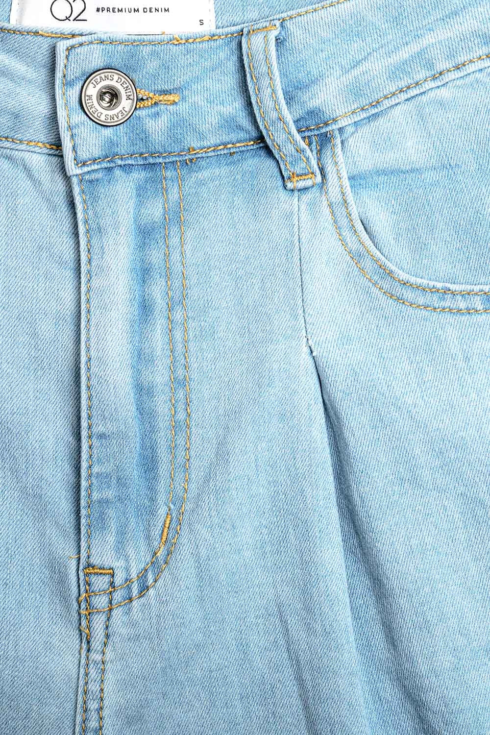 Jean large à plis bleu clair