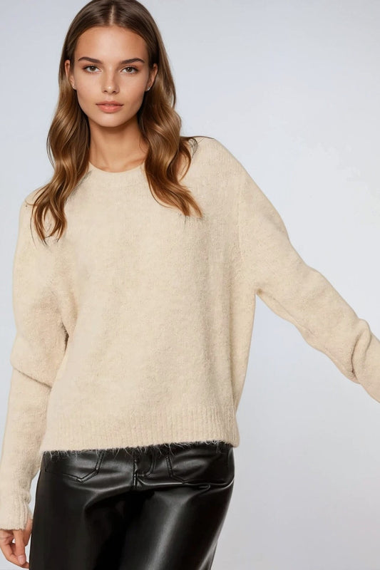 pull en maille douce de coupe standard en beige