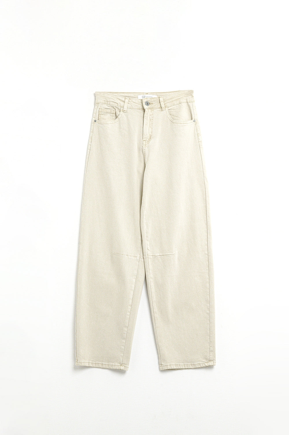 jean stretch confortable avec jambe tonneau en beige