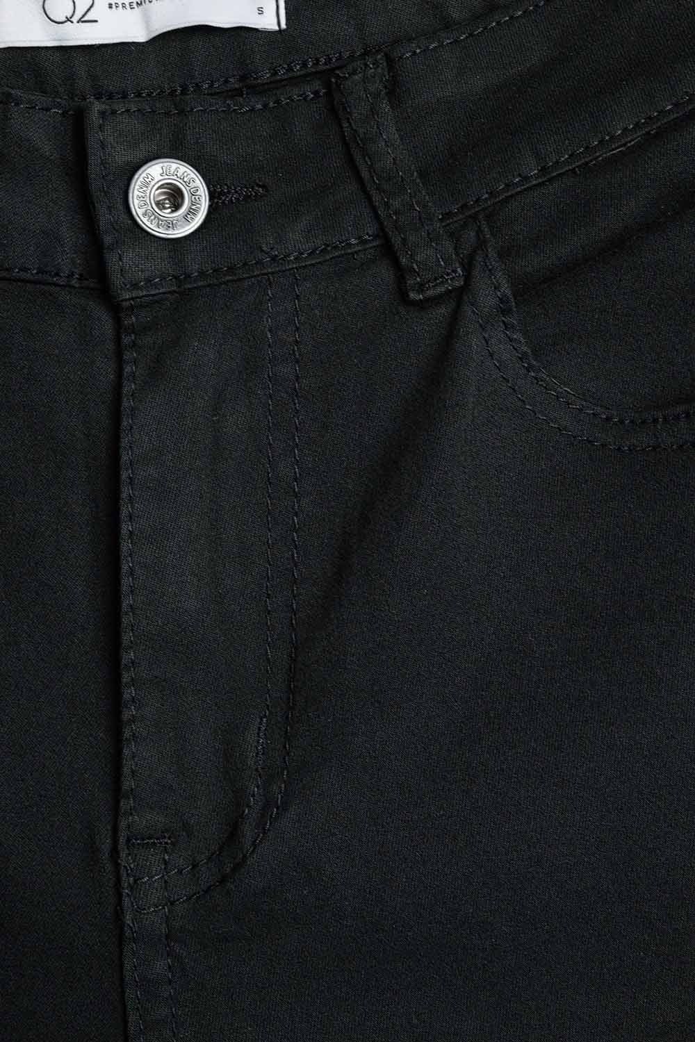 Pantalon droit noir à jambes larges