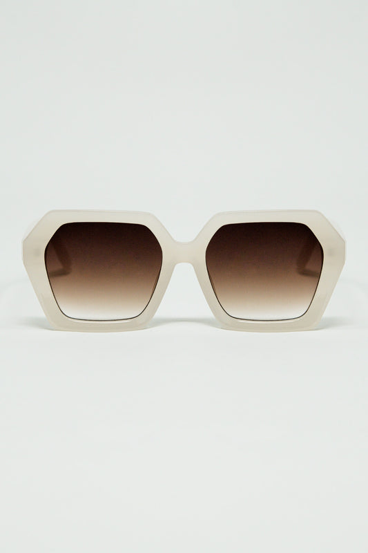 Lunettes de soleil rectangulaires de couleur blanche translucide