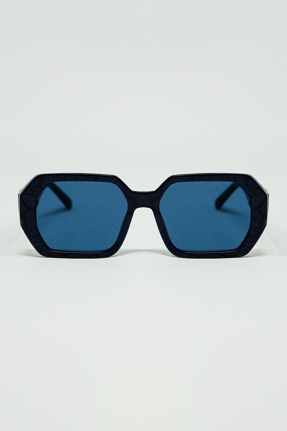 Lunettes de soleil en forme de diamant noires avec verres bleu foncé