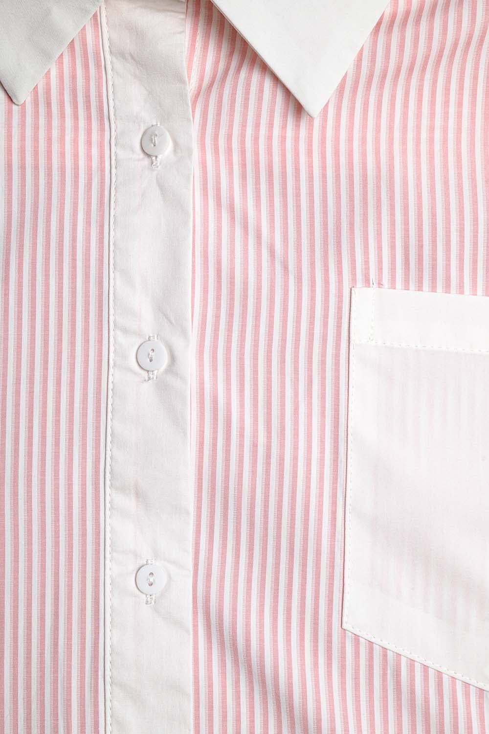 Chemise à rayures roses avec poche et col blanc