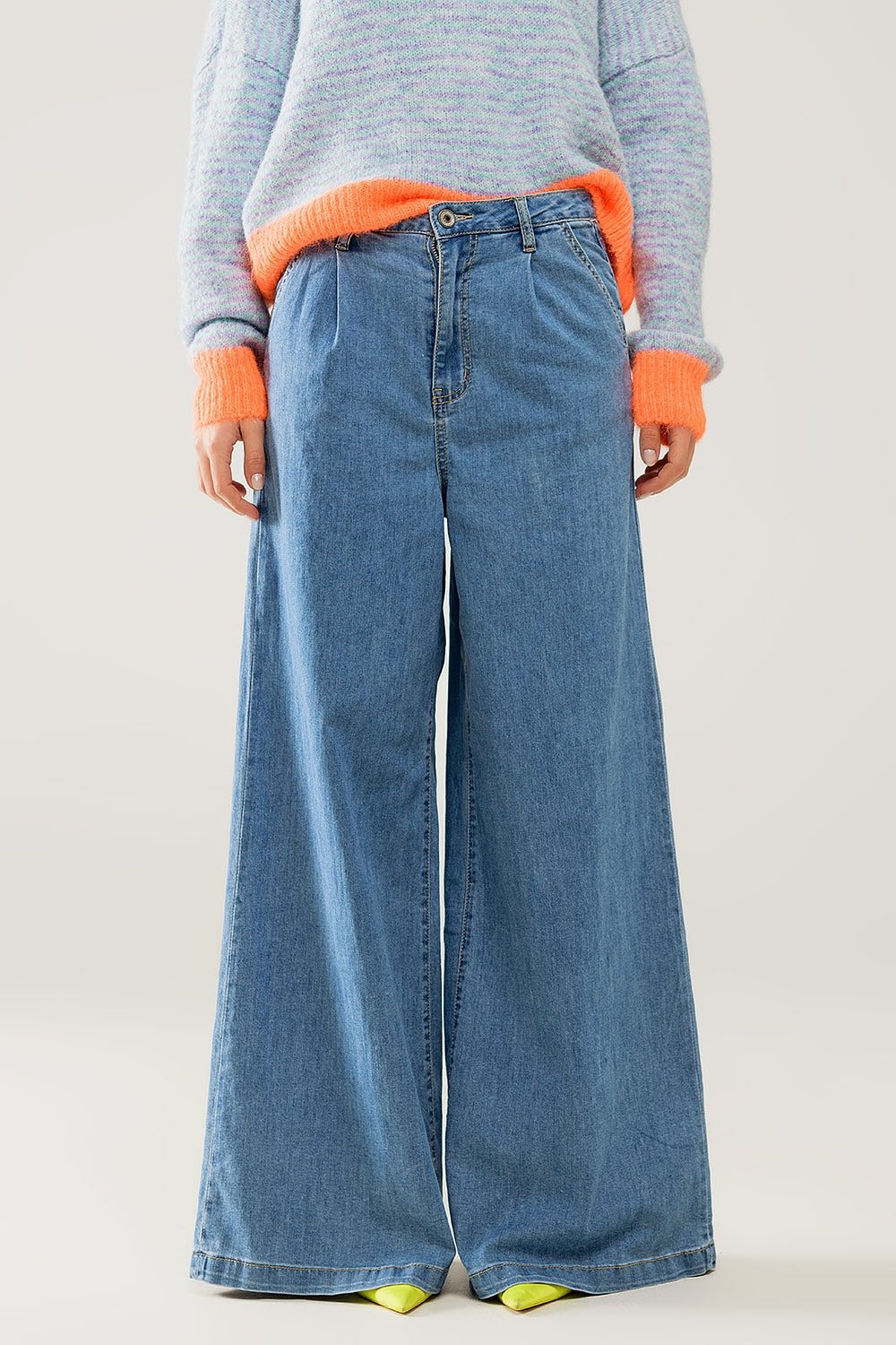jeans à plis extra-larges en délavage léger