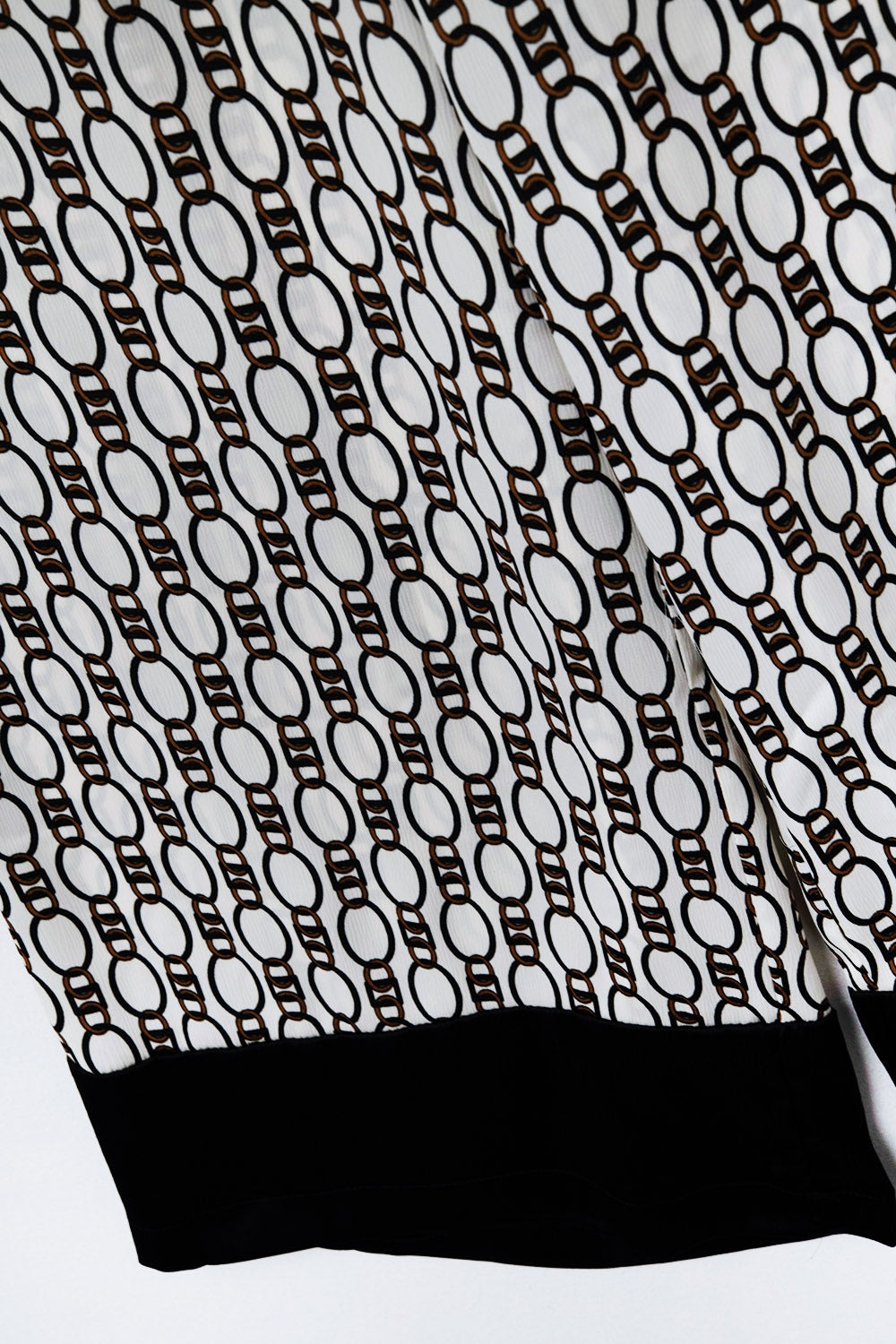 Pantalon imprimé à jambe large avec motif de chaîne