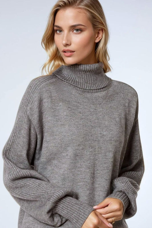 pull large gris avec manches côtelées