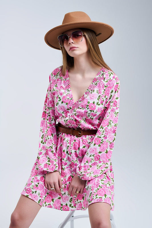 Robe à col en V avec fleurs roses et accents verts