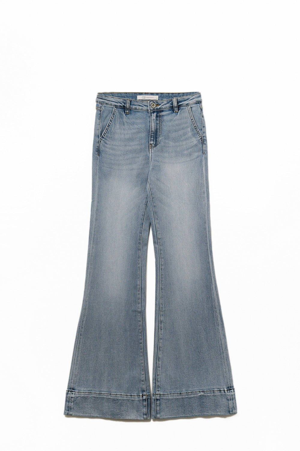 jeans évasés en délavé clair fabriqués en denim de haute qualité
