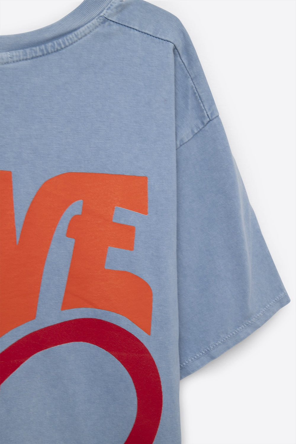 T-Shirt bleu fabriqué en Italie avec le logo Love is Air et Heart with Peace