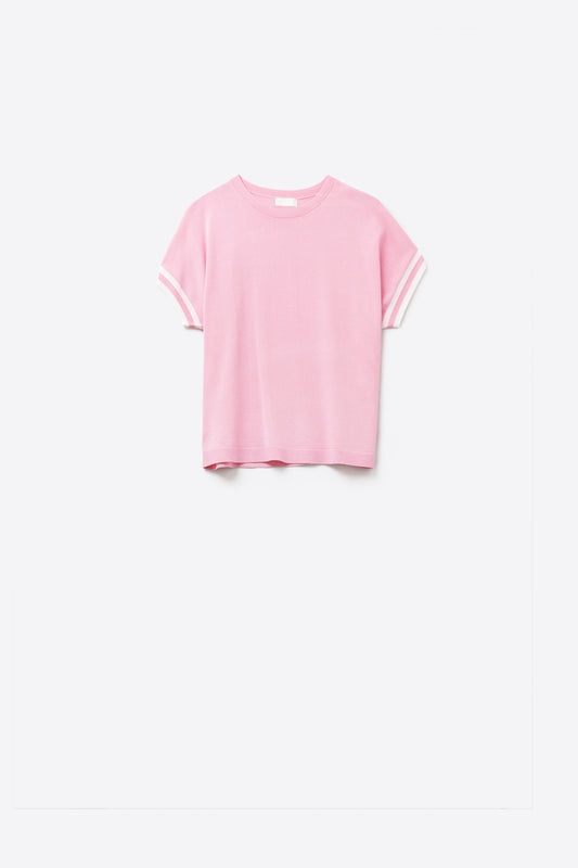 Pull ajusté relafed en rose avec détail contrastant blanc
