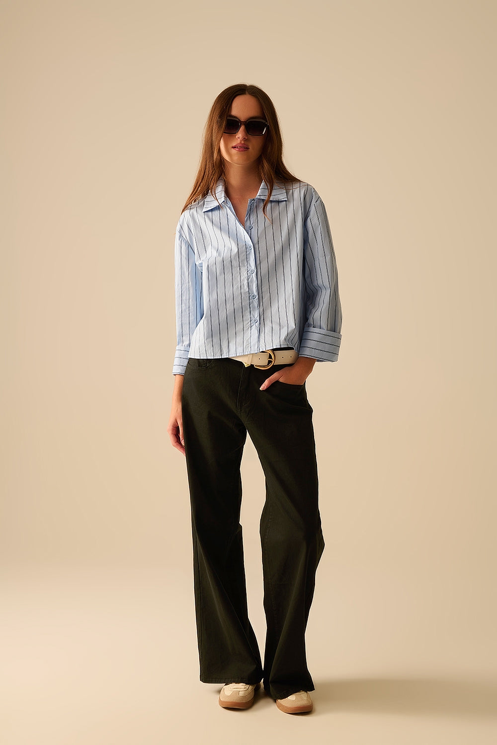Pantalon droit noir à jambes larges
