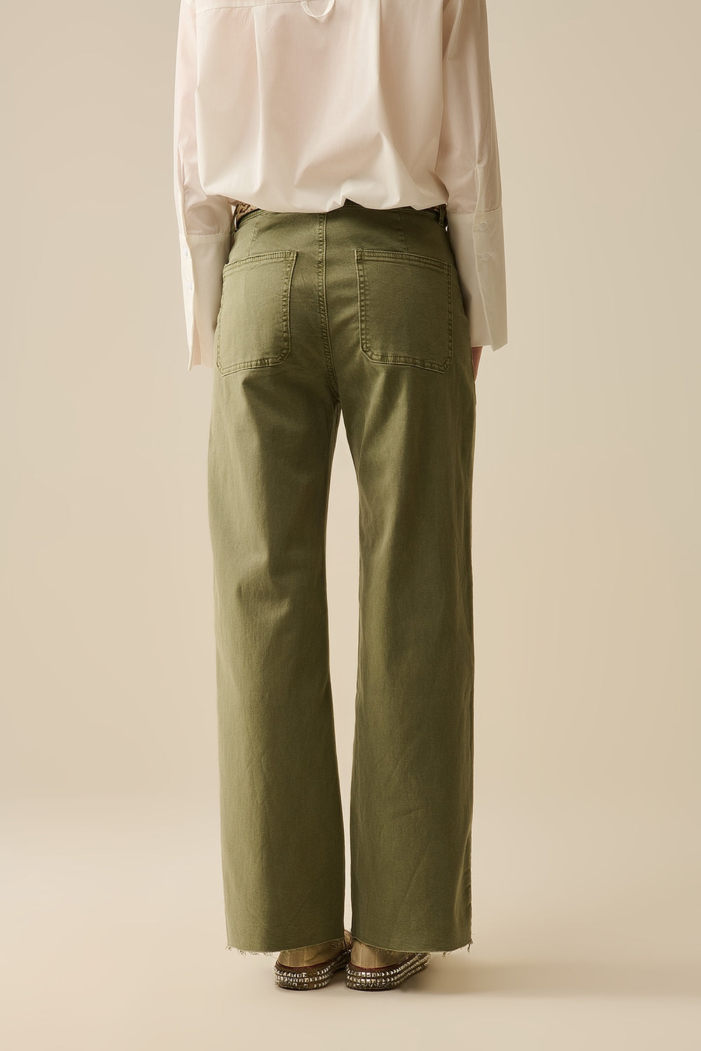 pantalon à jambes larges avec poches avant en Khaki