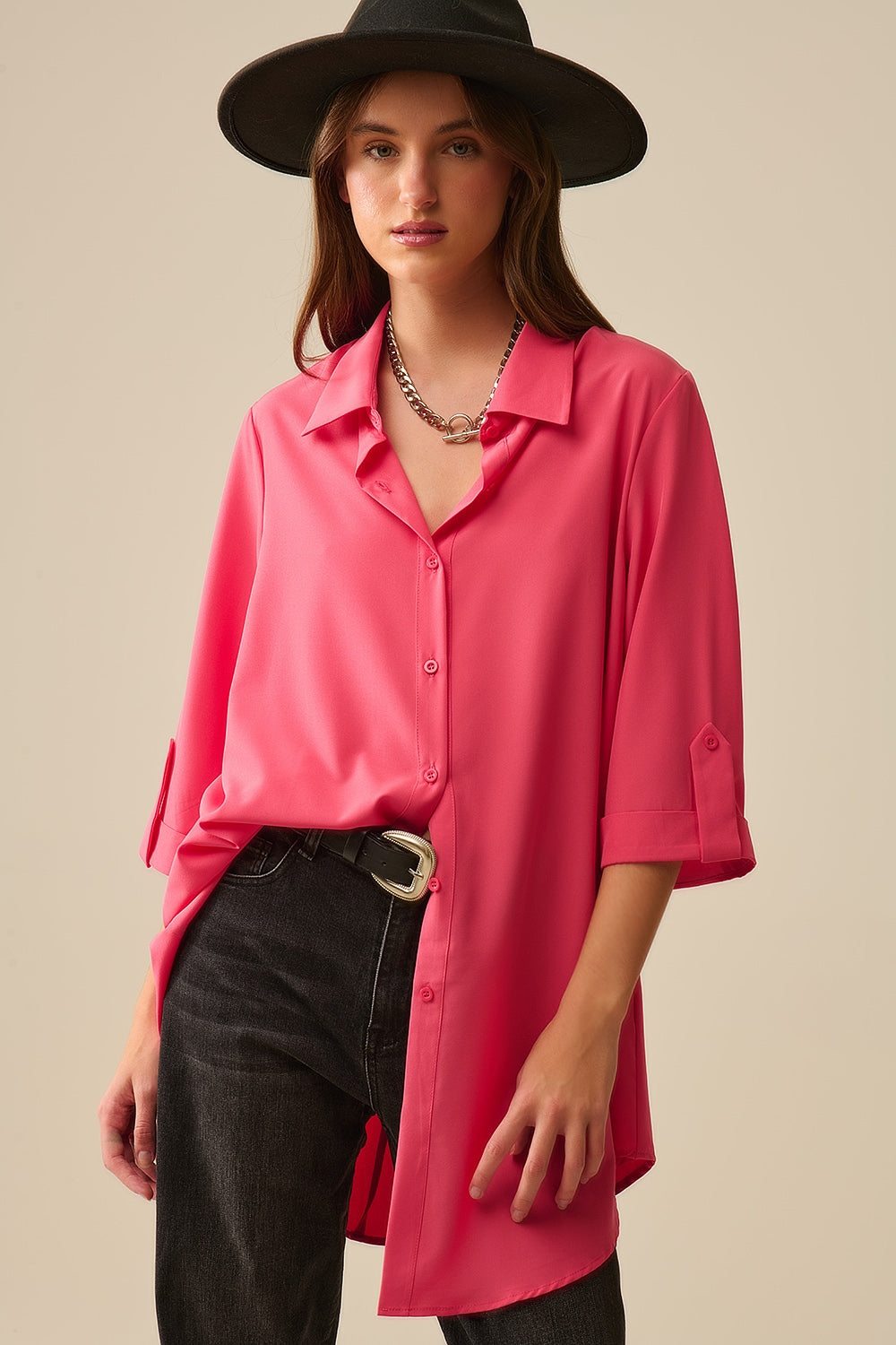 Chemise maxi en tissu très doux et léger de couleur corail