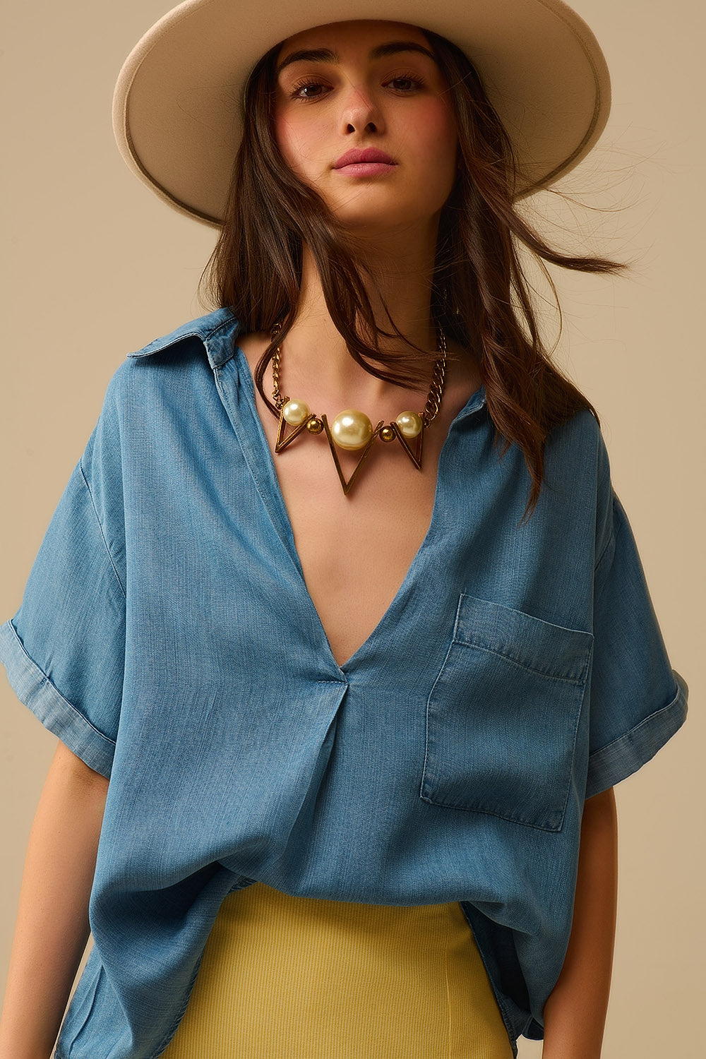 Chemise à manches courtes en tencel avec poche poitrine en bleu